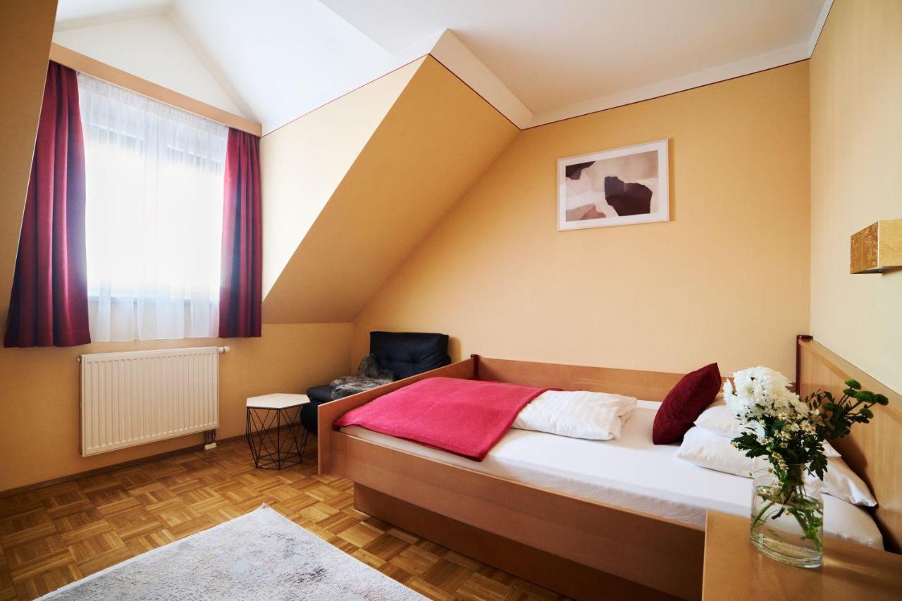 Hotel Garni Thermenoase Bad Blumau Kültér fotó