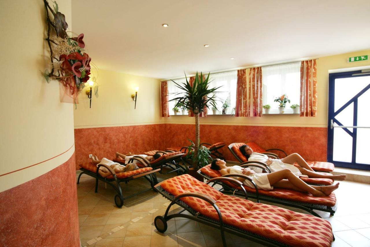 Hotel Garni Thermenoase Bad Blumau Kültér fotó